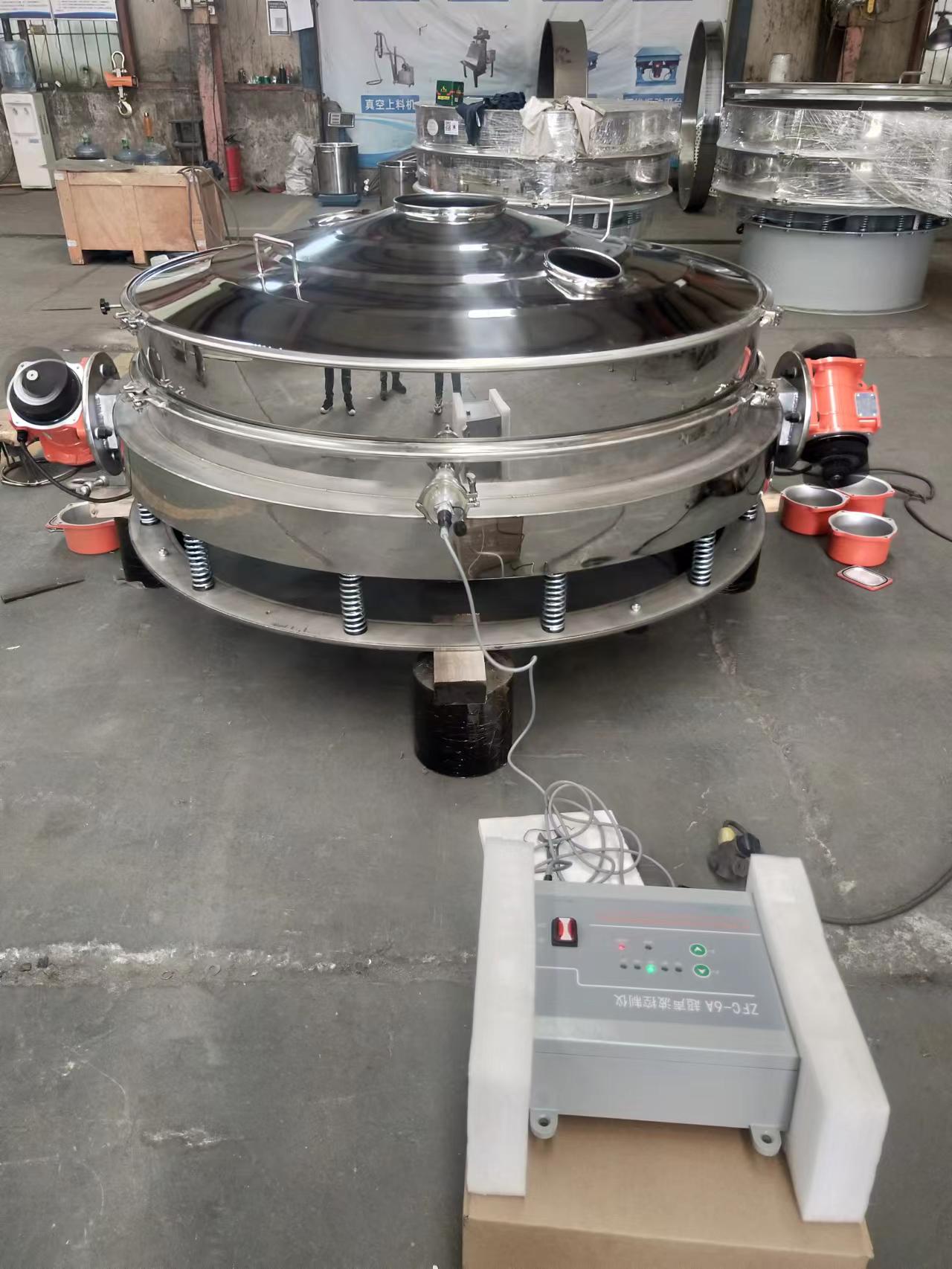 威海的某公司在我公司訂購了兩臺(tái)直徑1.5的超聲波直排篩發(fā)貨通知